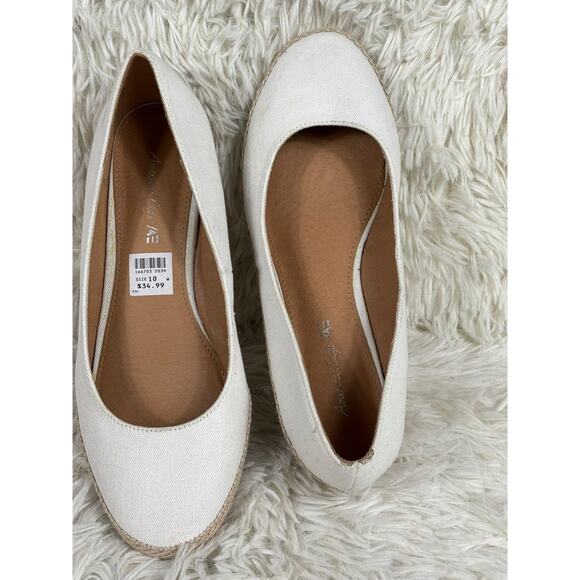 American Eagle Shoes Womens Size 10 White Canvas Wedge Espadrille Slip On Heels - Picture 1 of 8